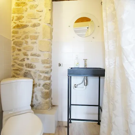 Le Castel Roussines