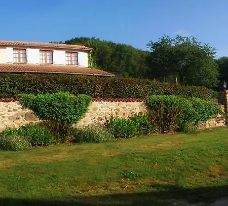 Le Castel 펜션